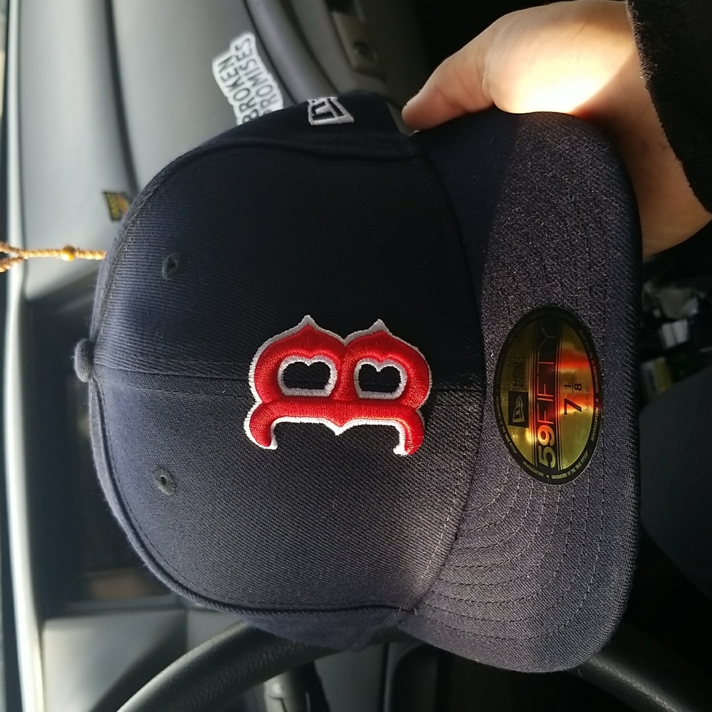 MLB BOSTON RED SOX SIZE 7 1/8